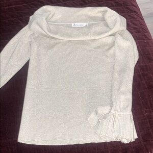Zara Cream Sweater with Elegant Design